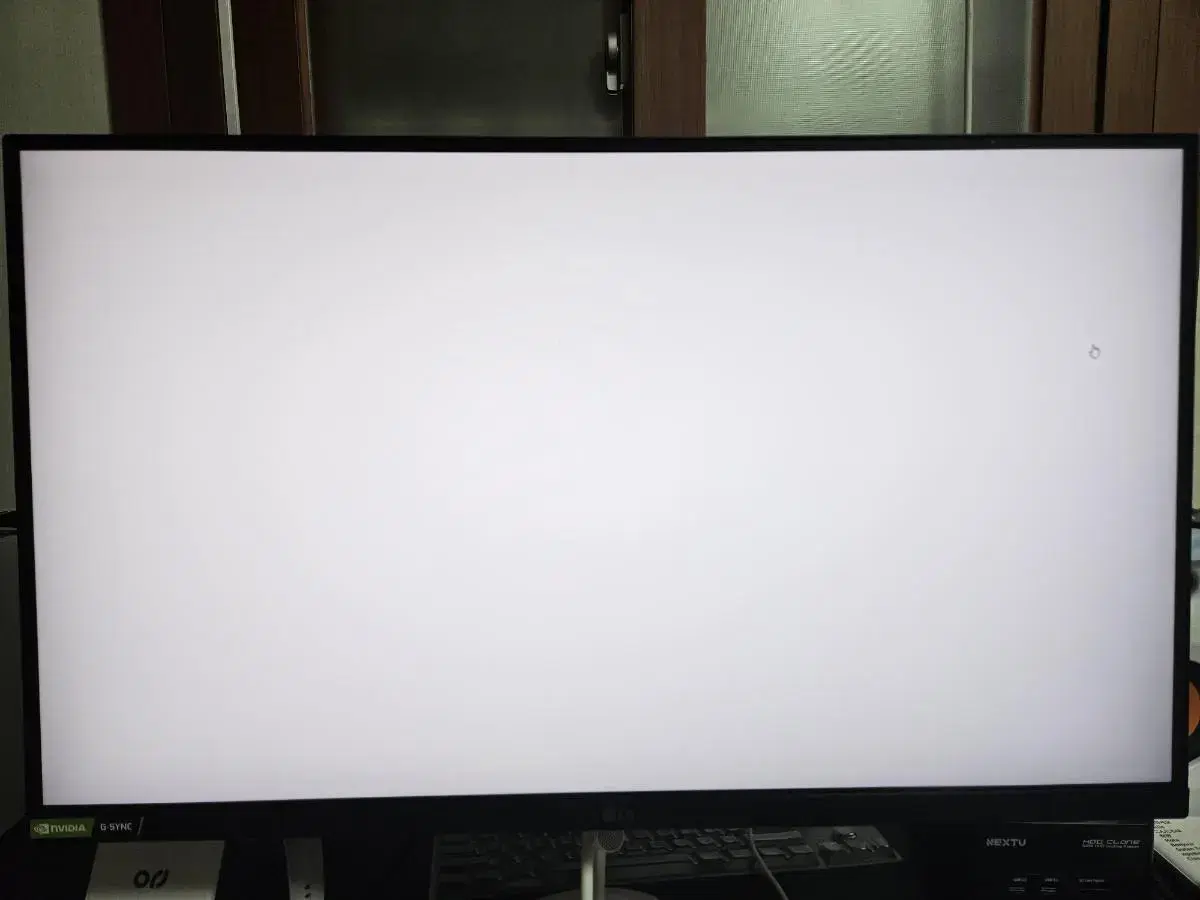 lg 27인치 IPS 240hz 모니터 27gn750 팝니다.